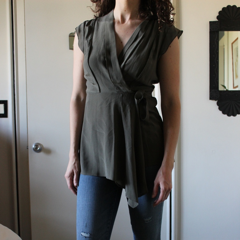 Silk olive green Fei / Anthropologie blouse